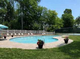 10 Heritage Dr #B, Chatham, NJ 07928