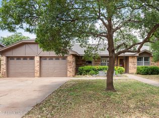 720 8th St, Wolfforth, TX 79382