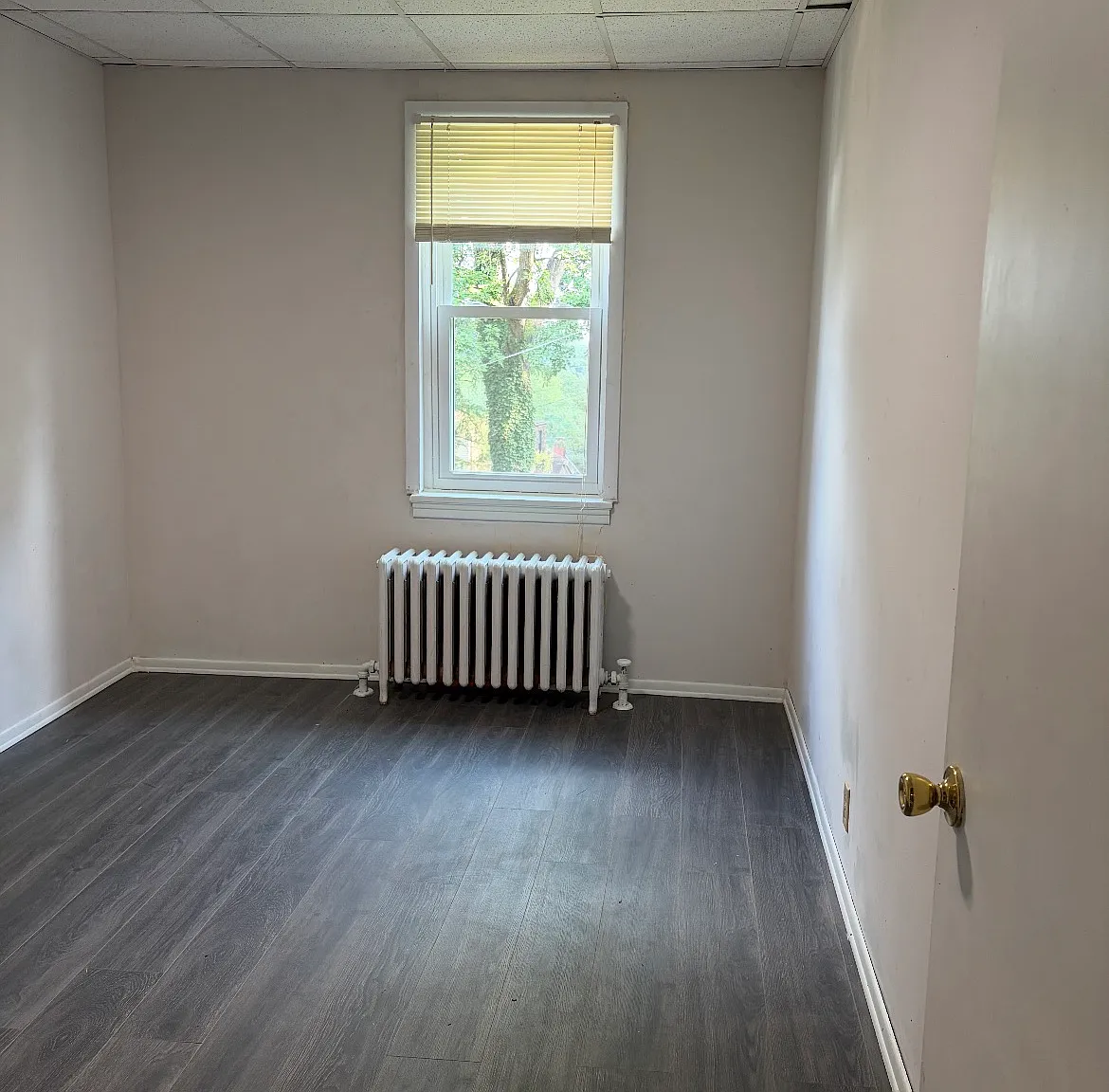 2 bed, 1.5 bath, 940 sqft, $1,400 — Photo 3