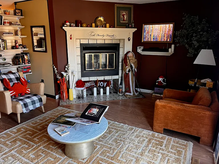 201 Skyview Dr — Photo 9