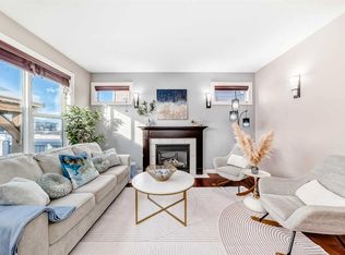 297 E Evanspark Gdns NW, Calgary, AB T3P 0G6