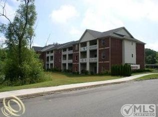 6600 Trillium Village Ln UNIT 6, Clarkston, MI