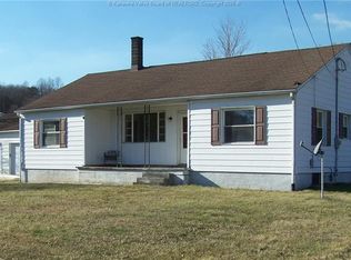 10137 Ripley Rd, Point Pleasant, WV 25550