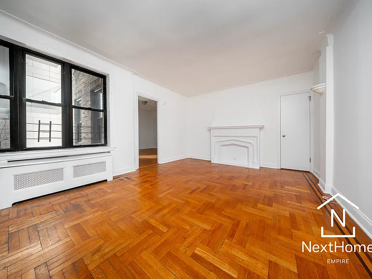 14432 35th Ave #C25 — Photo 7