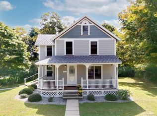 8 Wells Ave, East Hampton, CT 06424