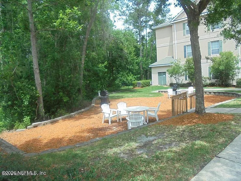 2 bed, 2.0 bath, 1099 sqft, $1,650 — Photo 3