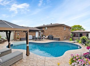 1251 Huntwick Pl, Lasalle, ON N9H 2B4