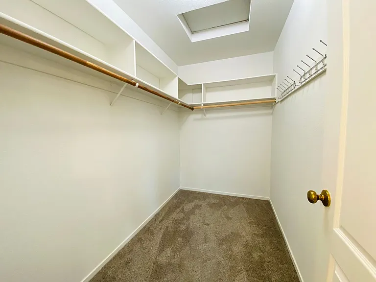 271 Allport Dr — Photo 19