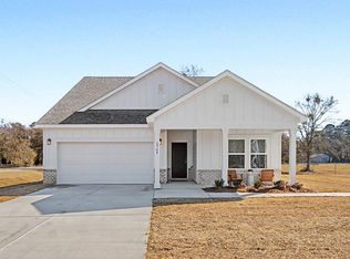 3715 Olivia Dr, Ocean Springs, MS 39564