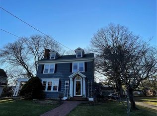 45 Beverly Rd, West Hartford, CT 06119