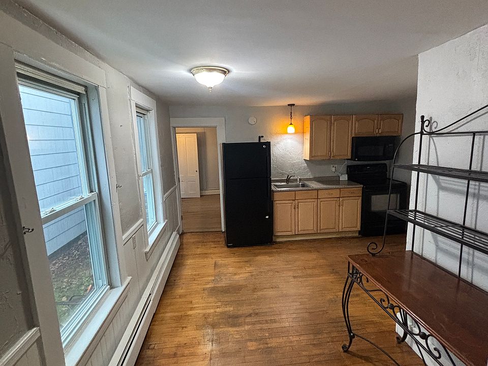 1st image of 7 Saint John St #A