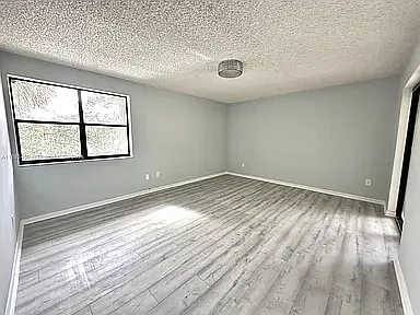 2 bed, 1287 sqft, $2,250 — Photo 4