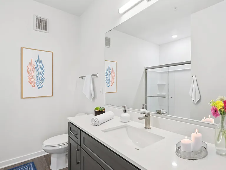 Revello Apartments — Photo 44