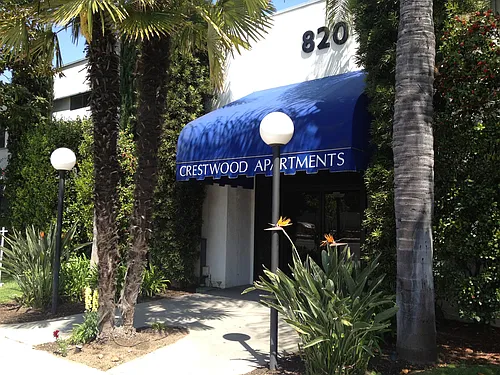 Crestwood Apartments Photo 1