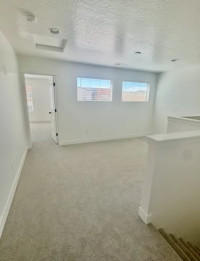 5715 S Weehawken Ln — Photo 13