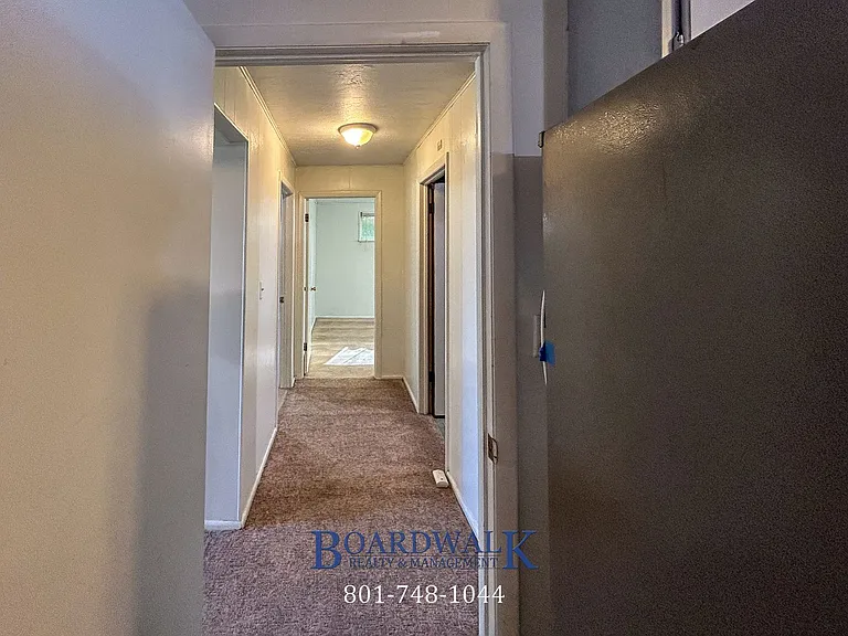 1528 E 8640 S — Photo 10
