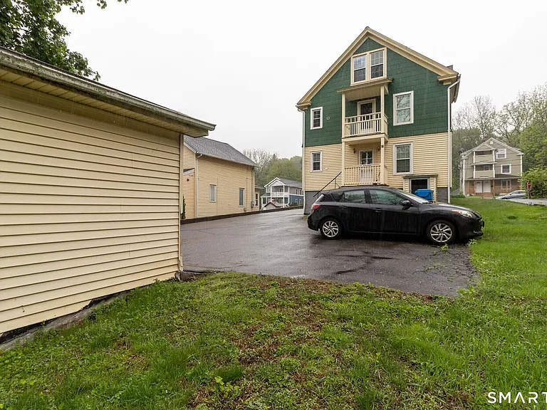 76 Gridley St #2 — Photo 32