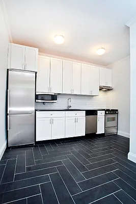 Rented by OGI Management | media 31