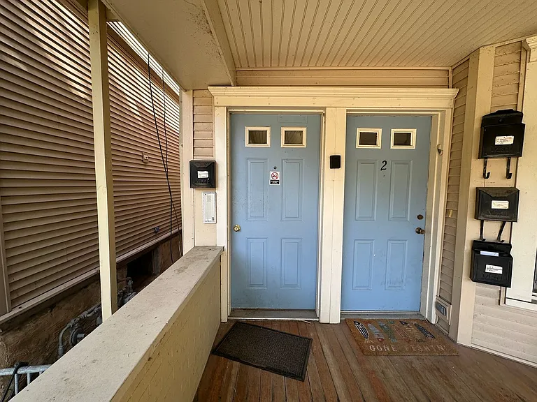 432-436 West Wilson Street — Photo 4