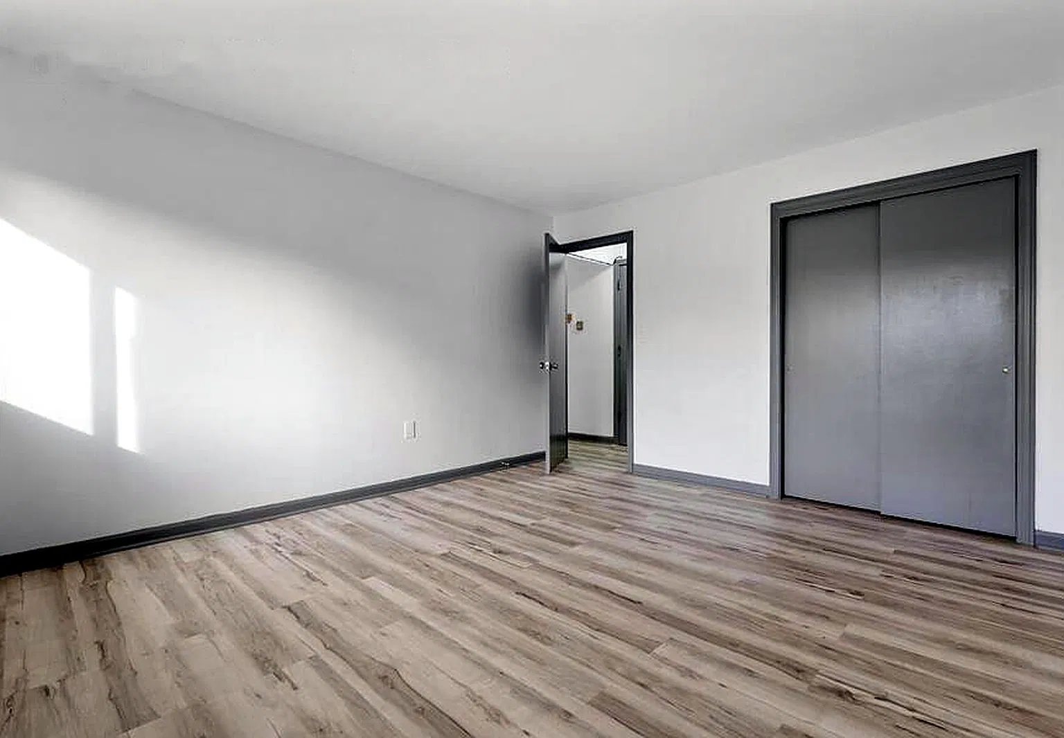 1 bed, 650 sqft, $1,550 — Photo 2