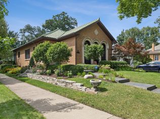 1101 Rossell Ave, Oak Park, IL 60302