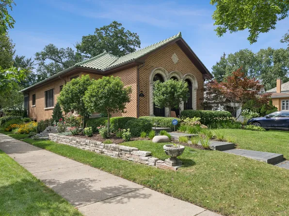 1101 Rossell Ave, Oak Park, IL 60302
