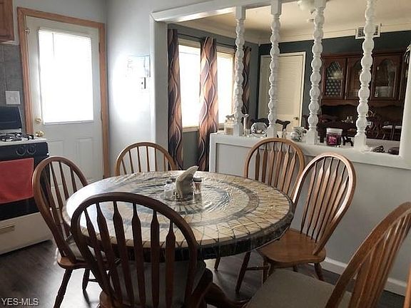 5th image of 729 Walnut Dr