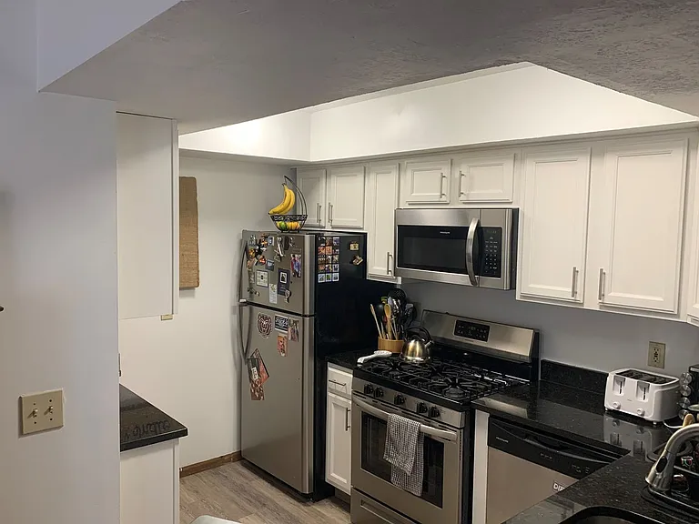 1133 King Ave — Photo 3
