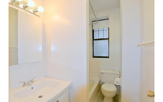 Rented by Douglas Elliman | media 5