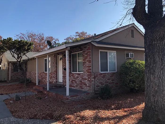 1012 Gemini Ct photo 1