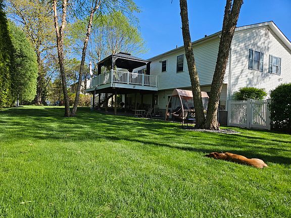 2nd image of 82 Sedge Rd #1