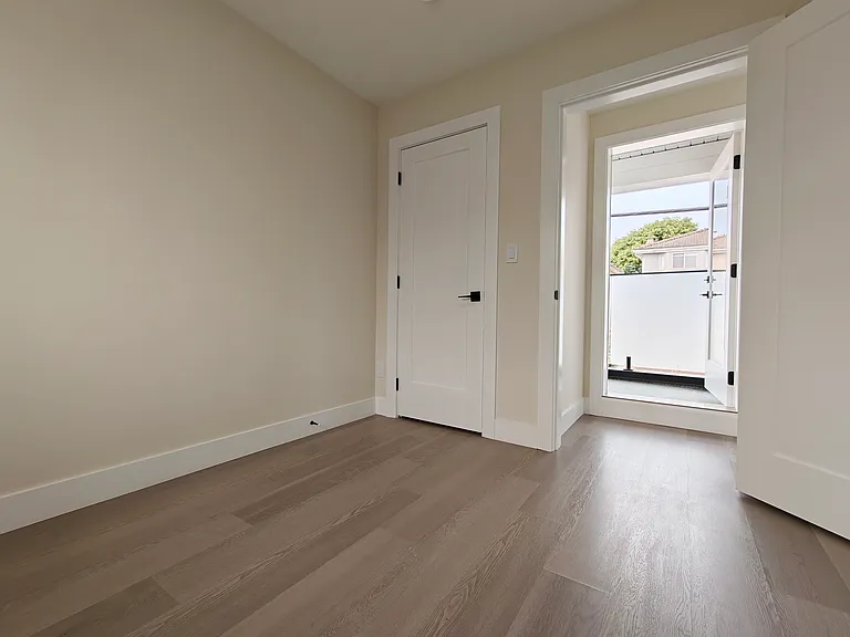381 E 57th Ave #3 — Photo 19