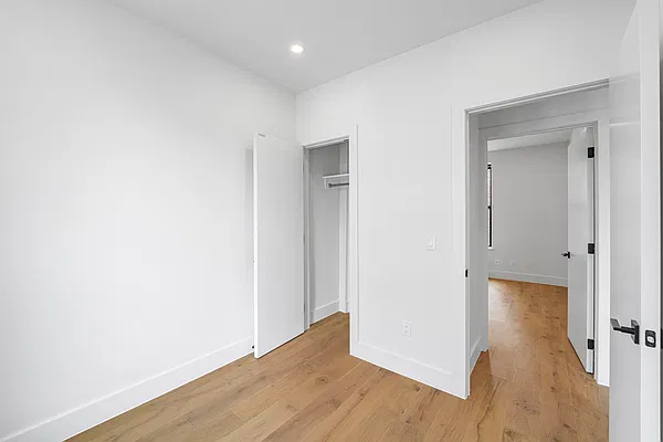 Bedroom, photo 7