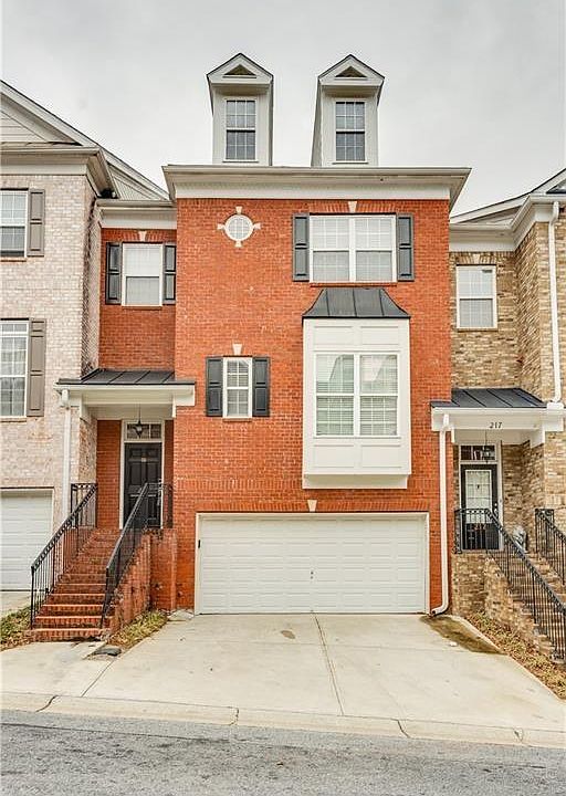 1st image of 215 Aldridge Pl Building 9