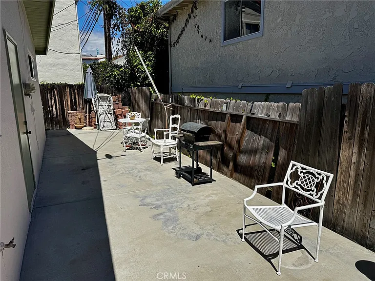 209 Avenida Serra #A — Photo 35