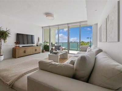 7935 East Dr APT 603, North Bay Village, FL, 33141