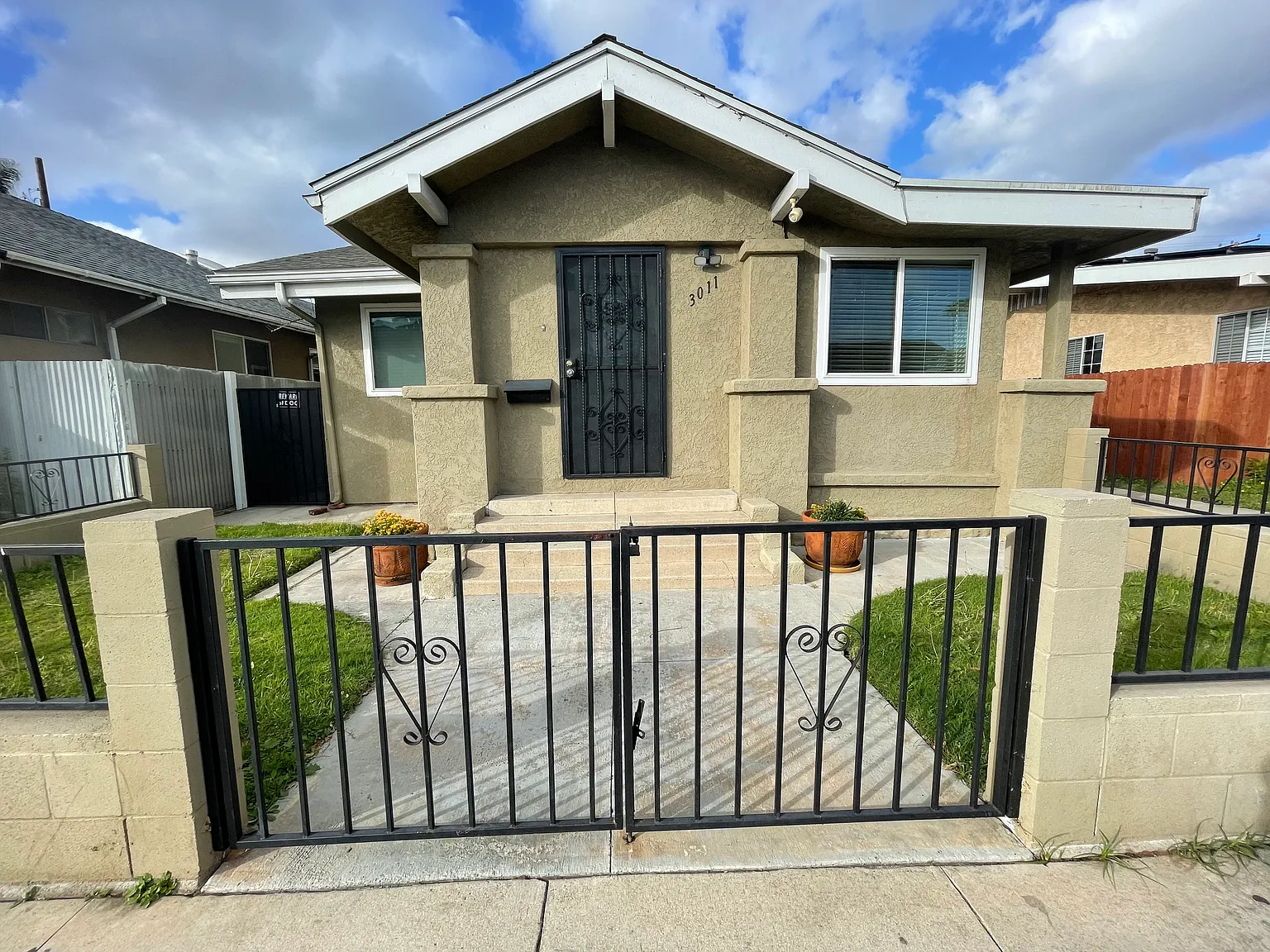 2 bed, 1028 sqft, $3,500 — Photo 2