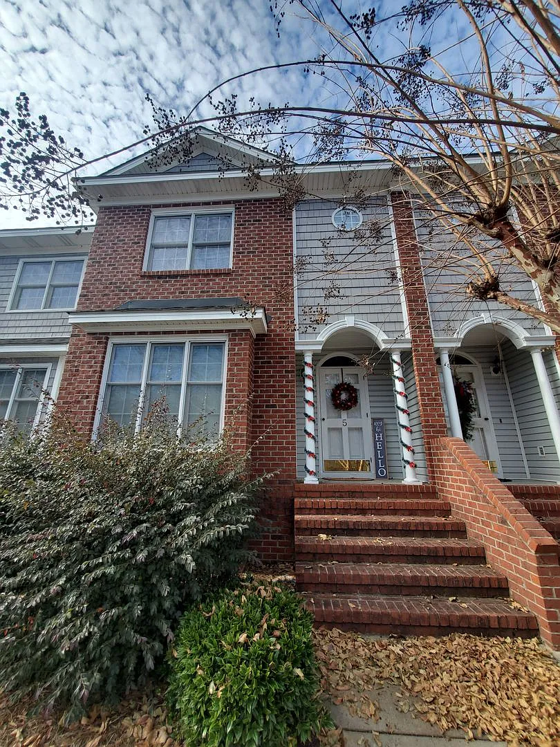 4890 Independence Dr, Unit 5 ~ S&W Townhouse — Photo 1