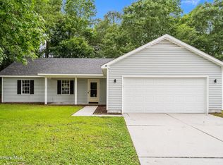 207 Winter Rd, Jacksonville, NC 28540