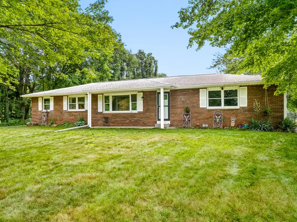 15769 S 29th St, Vicksburg, MI 49097