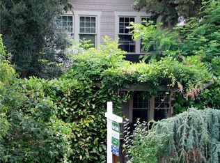 5226 19th Ave NE, Seattle, WA