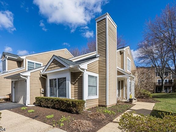 2nd image of 35 Cambridge Rd