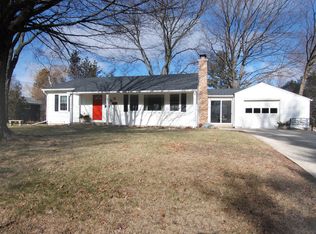 621 Cheever Ave, Geneva, IL 60134