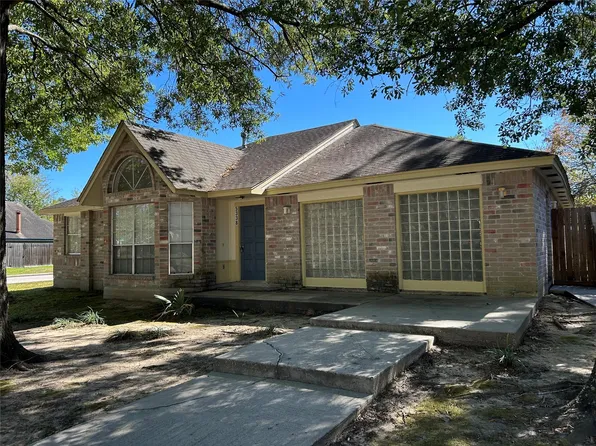 5338 Rivergate Dr, Spring, TX 77373