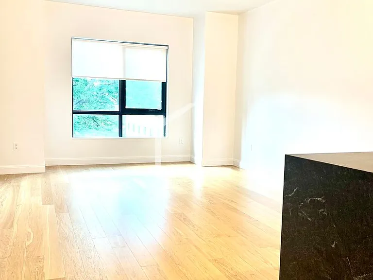 81 Gardner St #D2 — Photo 8