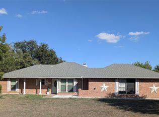 130 Mabry Ln, Red Oak, TX 75154