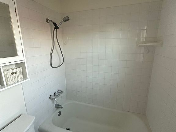 4th image of 4310-4326 35th St #43185