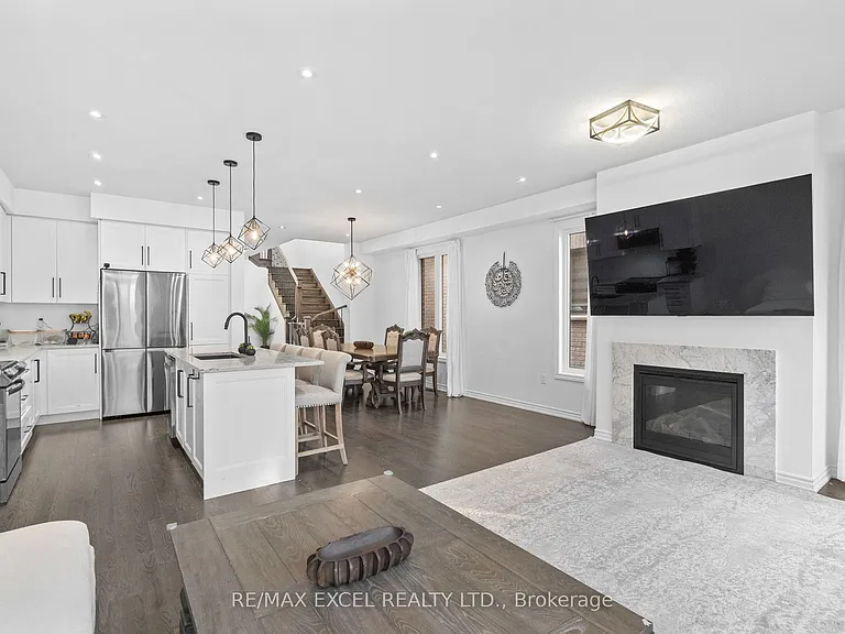 37 Macpherson St — Photo 27