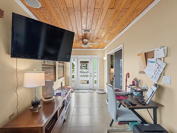 5th image of 135 Tortuga Ln