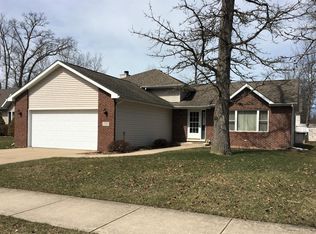 2782 Cypress Ln, Hobart, IN 46342